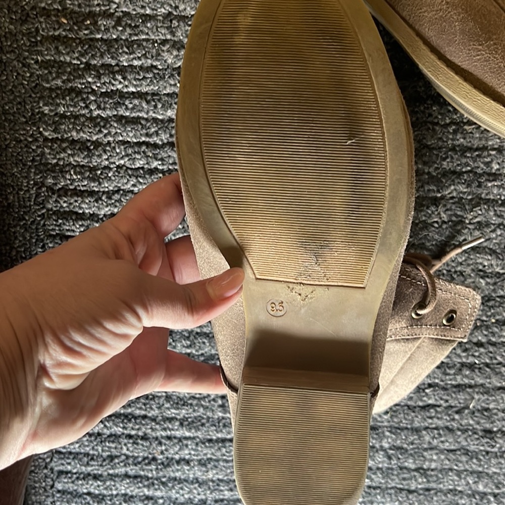 Women's Combat Boot - Picture 2 of 3